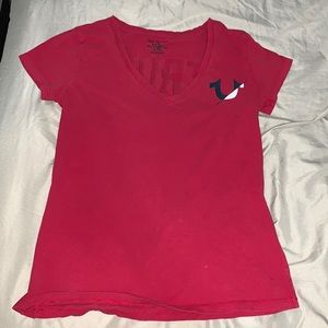 Red True religion t-shirt.